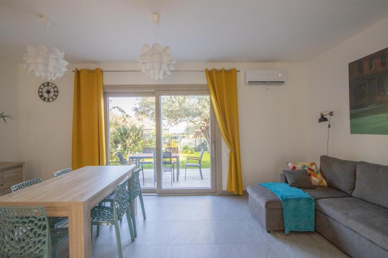 Domek Villa A 100Mt Dalla Spiaggia Capoterra Eksteriør bilde