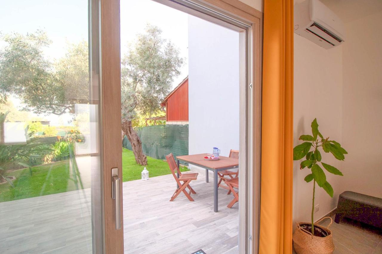 Domek Villa A 100Mt Dalla Spiaggia Capoterra Eksteriør bilde